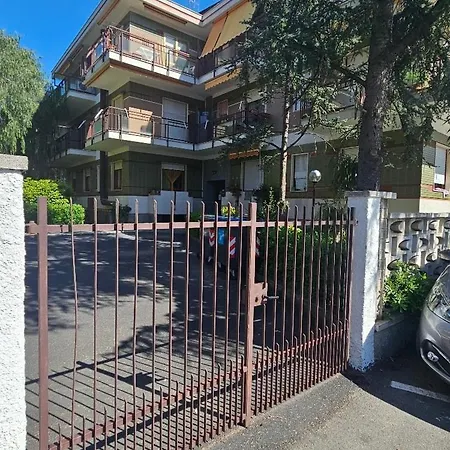 Апартаменти Sara&pietro's *